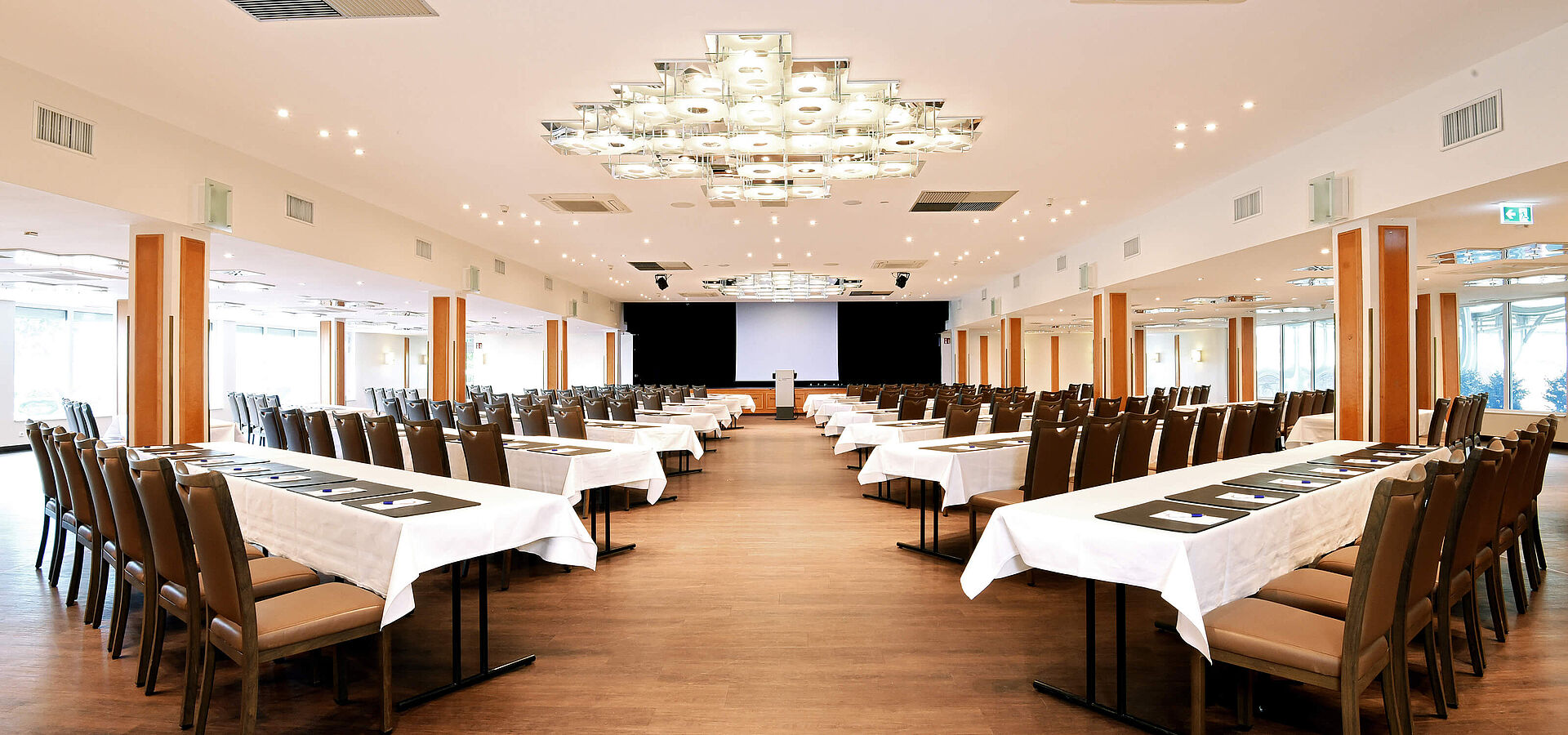 Conference and event rooms in the resort park